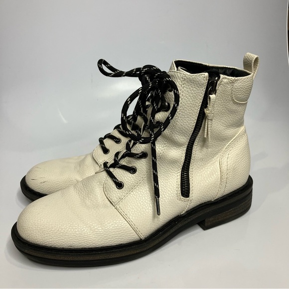 Bare traps Amysue white combat boots zip up women’s size 7.5 punk casual - Picture 2 of 9